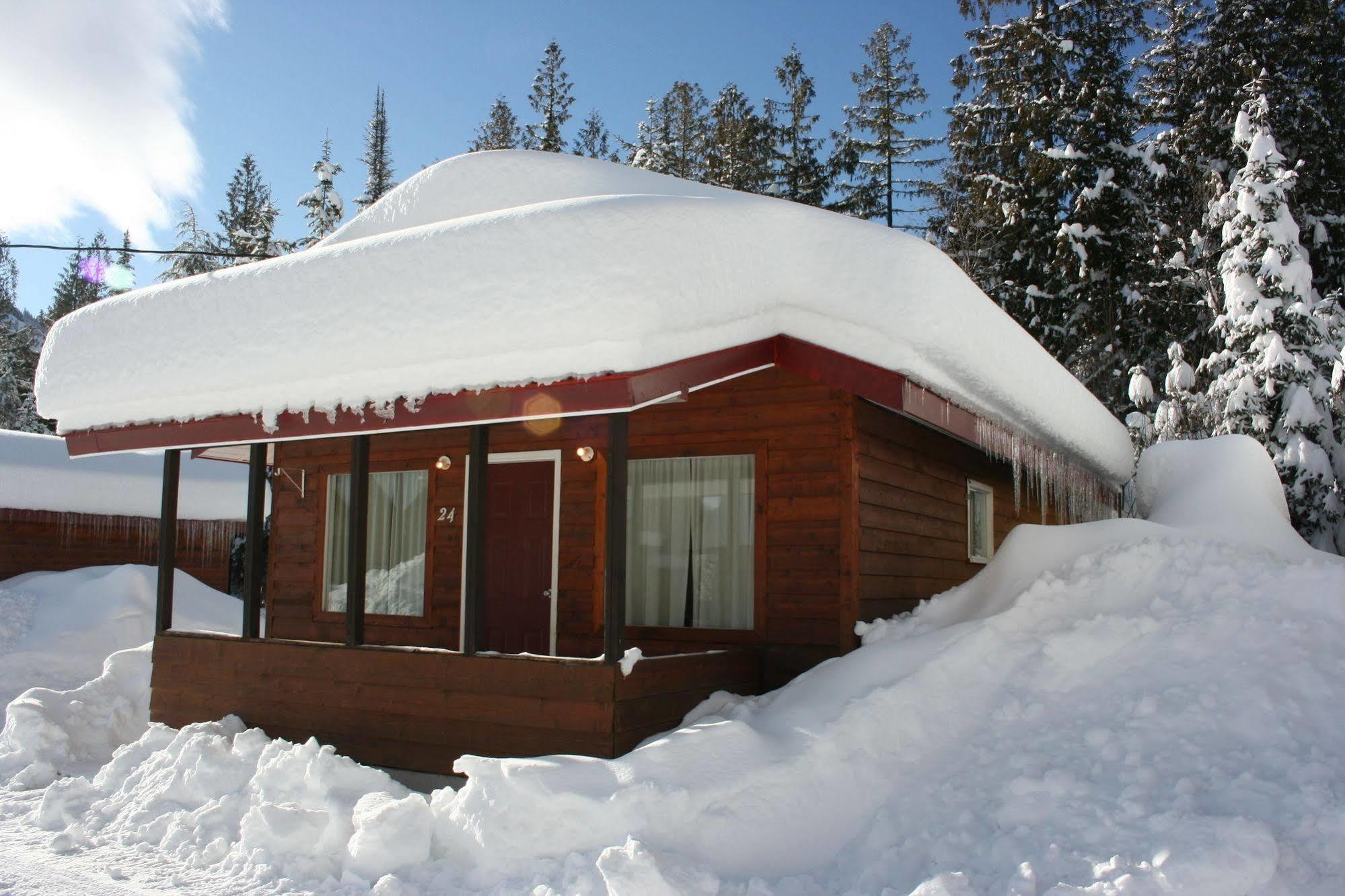 Red Mountain Village Condos Rossland Exterior photo